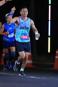 BIB: 4145, 339, 64414
                            <button type="button" onclick="openModal(19979526)" class="btn btn-primary btn-sm float-right btn-popup" data-toggle="modal" data-target=".modal-high-quality">
                        <i class="fas fa-shopping-cart"></i> Add to Cart
                    </button>
                                            <button type="button" onclick="isThisMe(19979526, true)" class="btn btn-success btn-sm float-right btn-popup btn-isme hidden" data-toggle="tooltip" data-placement="bottom" title="นี่คือรูปของคุณใช่ไหม คลิกที่นี่เพื่อเอาเข้าอัลบั้ม">
                        <i class="fas fa-plus"></i> Add to album
                    </button>
                    <button type="button" onclick="isThisMe(19979526, false)" class="btn btn-warning btn-sm float-right btn-popup btn-isnotme hidden">
                        <i class="fas fa-ban"></i> Remove from album
                    </button>