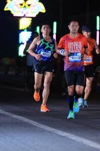 BIB: 40522, 40373, 0483
                            <button type="button" onclick="openModal(20057848)" class="btn btn-primary btn-sm float-right btn-popup" data-toggle="modal" data-target=".modal-high-quality">
                        <i class="fas fa-shopping-cart"></i> Add to Cart
                    </button>
                                            <button type="button" onclick="isThisMe(20057848, true)" class="btn btn-success btn-sm float-right btn-popup btn-isme hidden" data-toggle="tooltip" data-placement="bottom" title="นี่คือรูปของคุณใช่ไหม คลิกที่นี่เพื่อเอาเข้าอัลบั้ม">
                        <i class="fas fa-plus"></i> Add to album
                    </button>
                    <button type="button" onclick="isThisMe(20057848, false)" class="btn btn-warning btn-sm float-right btn-popup btn-isnotme hidden">
                        <i class="fas fa-ban"></i> Remove from album
                    </button>