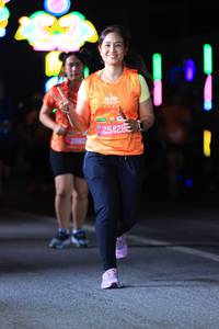 BIB: 25426
                            <button type="button" onclick="openModal(20169666)" class="btn btn-primary btn-sm float-right btn-popup" data-toggle="modal" data-target=".modal-high-quality">
                        <i class="fas fa-shopping-cart"></i> Add to Cart
                    </button>
                                            <button type="button" onclick="isThisMe(20169666, true)" class="btn btn-success btn-sm float-right btn-popup btn-isme hidden" data-toggle="tooltip" data-placement="bottom" title="นี่คือรูปของคุณใช่ไหม คลิกที่นี่เพื่อเอาเข้าอัลบั้ม">
                        <i class="fas fa-plus"></i> Add to album
                    </button>
                    <button type="button" onclick="isThisMe(20169666, false)" class="btn btn-warning btn-sm float-right btn-popup btn-isnotme hidden">
                        <i class="fas fa-ban"></i> Remove from album
                    </button>
