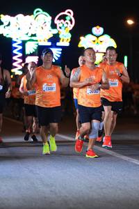 BIB: 9866, 8262, 2069
                            <button type="button" onclick="openModal(20110264)" class="btn btn-primary btn-sm float-right btn-popup" data-toggle="modal" data-target=".modal-high-quality">
                        <i class="fas fa-shopping-cart"></i> Add to Cart
                    </button>
                                            <button type="button" onclick="isThisMe(20110264, true)" class="btn btn-success btn-sm float-right btn-popup btn-isme hidden" data-toggle="tooltip" data-placement="bottom" title="นี่คือรูปของคุณใช่ไหม คลิกที่นี่เพื่อเอาเข้าอัลบั้ม">
                        <i class="fas fa-plus"></i> Add to album
                    </button>
                    <button type="button" onclick="isThisMe(20110264, false)" class="btn btn-warning btn-sm float-right btn-popup btn-isnotme hidden">
                        <i class="fas fa-ban"></i> Remove from album
                    </button>