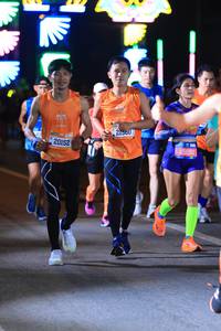 BIB: 20152, 45090
                            <button type="button" onclick="openModal(20155227)" class="btn btn-primary btn-sm float-right btn-popup" data-toggle="modal" data-target=".modal-high-quality">
                        <i class="fas fa-shopping-cart"></i> Add to Cart
                    </button>
                                            <button type="button" onclick="isThisMe(20155227, true)" class="btn btn-success btn-sm float-right btn-popup btn-isme hidden" data-toggle="tooltip" data-placement="bottom" title="นี่คือรูปของคุณใช่ไหม คลิกที่นี่เพื่อเอาเข้าอัลบั้ม">
                        <i class="fas fa-plus"></i> Add to album
                    </button>
                    <button type="button" onclick="isThisMe(20155227, false)" class="btn btn-warning btn-sm float-right btn-popup btn-isnotme hidden">
                        <i class="fas fa-ban"></i> Remove from album
                    </button>