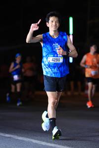 BIB: 42911
                            <button type="button" onclick="openModal(20156862)" class="btn btn-primary btn-sm float-right btn-popup" data-toggle="modal" data-target=".modal-high-quality">
                        <i class="fas fa-shopping-cart"></i> Add to Cart
                    </button>
                                            <button type="button" onclick="isThisMe(20156862, true)" class="btn btn-success btn-sm float-right btn-popup btn-isme hidden" data-toggle="tooltip" data-placement="bottom" title="นี่คือรูปของคุณใช่ไหม คลิกที่นี่เพื่อเอาเข้าอัลบั้ม">
                        <i class="fas fa-plus"></i> Add to album
                    </button>
                    <button type="button" onclick="isThisMe(20156862, false)" class="btn btn-warning btn-sm float-right btn-popup btn-isnotme hidden">
                        <i class="fas fa-ban"></i> Remove from album
                    </button>