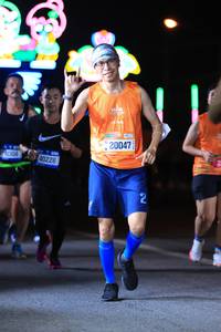 BIB: 1304, 40226, 20047
                            <button type="button" onclick="openModal(20171725)" class="btn btn-primary btn-sm float-right btn-popup" data-toggle="modal" data-target=".modal-high-quality">
                        <i class="fas fa-shopping-cart"></i> Add to Cart
                    </button>
                                            <button type="button" onclick="isThisMe(20171725, true)" class="btn btn-success btn-sm float-right btn-popup btn-isme hidden" data-toggle="tooltip" data-placement="bottom" title="นี่คือรูปของคุณใช่ไหม คลิกที่นี่เพื่อเอาเข้าอัลบั้ม">
                        <i class="fas fa-plus"></i> Add to album
                    </button>
                    <button type="button" onclick="isThisMe(20171725, false)" class="btn btn-warning btn-sm float-right btn-popup btn-isnotme hidden">
                        <i class="fas fa-ban"></i> Remove from album
                    </button>