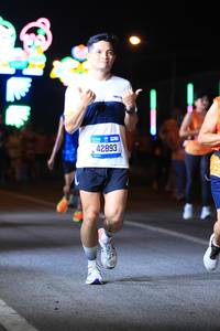 BIB: 42893
                            <button type="button" onclick="openModal(20160678)" class="btn btn-primary btn-sm float-right btn-popup" data-toggle="modal" data-target=".modal-high-quality">
                        <i class="fas fa-shopping-cart"></i> Add to Cart
                    </button>
                                            <button type="button" onclick="isThisMe(20160678, true)" class="btn btn-success btn-sm float-right btn-popup btn-isme hidden" data-toggle="tooltip" data-placement="bottom" title="นี่คือรูปของคุณใช่ไหม คลิกที่นี่เพื่อเอาเข้าอัลบั้ม">
                        <i class="fas fa-plus"></i> Add to album
                    </button>
                    <button type="button" onclick="isThisMe(20160678, false)" class="btn btn-warning btn-sm float-right btn-popup btn-isnotme hidden">
                        <i class="fas fa-ban"></i> Remove from album
                    </button>
