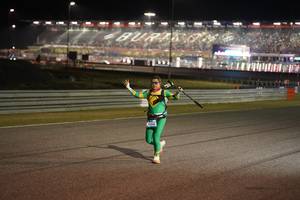 BIB: 43646
                            <button type="button" onclick="openModal(20721112)" class="btn btn-primary btn-sm float-right btn-popup" data-toggle="modal" data-target=".modal-high-quality">
                        <i class="fas fa-shopping-cart"></i> Add to Cart
                    </button>
                                            <button type="button" onclick="isThisMe(20721112, true)" class="btn btn-success btn-sm float-right btn-popup btn-isme hidden" data-toggle="tooltip" data-placement="bottom" title="นี่คือรูปของคุณใช่ไหม คลิกที่นี่เพื่อเอาเข้าอัลบั้ม">
                        <i class="fas fa-plus"></i> Add to album
                    </button>
                    <button type="button" onclick="isThisMe(20721112, false)" class="btn btn-warning btn-sm float-right btn-popup btn-isnotme hidden">
                        <i class="fas fa-ban"></i> Remove from album
                    </button>