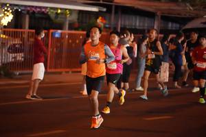BIB: 3390, 22525, 11001, 0522
                            <button type="button" onclick="openModal(20916716)" class="btn btn-primary btn-sm float-right btn-popup" data-toggle="modal" data-target=".modal-high-quality">
                        <i class="fas fa-shopping-cart"></i> Add to Cart
                    </button>
                                            <button type="button" onclick="isThisMe(20916716, true)" class="btn btn-success btn-sm float-right btn-popup btn-isme hidden" data-toggle="tooltip" data-placement="bottom" title="นี่คือรูปของคุณใช่ไหม คลิกที่นี่เพื่อเอาเข้าอัลบั้ม">
                        <i class="fas fa-plus"></i> Add to album
                    </button>
                    <button type="button" onclick="isThisMe(20916716, false)" class="btn btn-warning btn-sm float-right btn-popup btn-isnotme hidden">
                        <i class="fas fa-ban"></i> Remove from album
                    </button>
