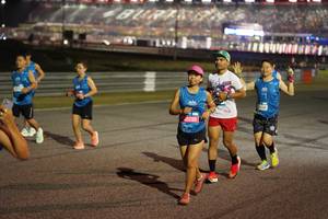 BIB: 860
                            <button type="button" onclick="openModal(20705748)" class="btn btn-primary btn-sm float-right btn-popup" data-toggle="modal" data-target=".modal-high-quality">
                        <i class="fas fa-shopping-cart"></i> Add to Cart
                    </button>
                                            <button type="button" onclick="isThisMe(20705748, true)" class="btn btn-success btn-sm float-right btn-popup btn-isme hidden" data-toggle="tooltip" data-placement="bottom" title="นี่คือรูปของคุณใช่ไหม คลิกที่นี่เพื่อเอาเข้าอัลบั้ม">
                        <i class="fas fa-plus"></i> Add to album
                    </button>
                    <button type="button" onclick="isThisMe(20705748, false)" class="btn btn-warning btn-sm float-right btn-popup btn-isnotme hidden">
                        <i class="fas fa-ban"></i> Remove from album
                    </button>