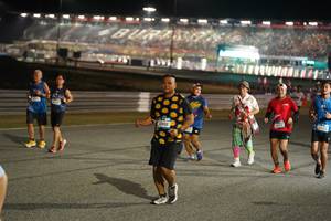 BIB: 4984
                            <button type="button" onclick="openModal(20703054)" class="btn btn-primary btn-sm float-right btn-popup" data-toggle="modal" data-target=".modal-high-quality">
                        <i class="fas fa-shopping-cart"></i> Add to Cart
                    </button>
                                            <button type="button" onclick="isThisMe(20703054, true)" class="btn btn-success btn-sm float-right btn-popup btn-isme hidden" data-toggle="tooltip" data-placement="bottom" title="นี่คือรูปของคุณใช่ไหม คลิกที่นี่เพื่อเอาเข้าอัลบั้ม">
                        <i class="fas fa-plus"></i> Add to album
                    </button>
                    <button type="button" onclick="isThisMe(20703054, false)" class="btn btn-warning btn-sm float-right btn-popup btn-isnotme hidden">
                        <i class="fas fa-ban"></i> Remove from album
                    </button>