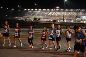 BIB: 12002, 2007, 428
                            <button type="button" onclick="openModal(20704061)" class="btn btn-primary btn-sm float-right btn-popup" data-toggle="modal" data-target=".modal-high-quality">
                        <i class="fas fa-shopping-cart"></i> Add to Cart
                    </button>
                                            <button type="button" onclick="isThisMe(20704061, true)" class="btn btn-success btn-sm float-right btn-popup btn-isme hidden" data-toggle="tooltip" data-placement="bottom" title="นี่คือรูปของคุณใช่ไหม คลิกที่นี่เพื่อเอาเข้าอัลบั้ม">
                        <i class="fas fa-plus"></i> Add to album
                    </button>
                    <button type="button" onclick="isThisMe(20704061, false)" class="btn btn-warning btn-sm float-right btn-popup btn-isnotme hidden">
                        <i class="fas fa-ban"></i> Remove from album
                    </button>