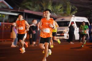BIB: 23715
                            <button type="button" onclick="openModal(20921364)" class="btn btn-primary btn-sm float-right btn-popup" data-toggle="modal" data-target=".modal-high-quality">
                        <i class="fas fa-shopping-cart"></i> Add to Cart
                    </button>
                                            <button type="button" onclick="isThisMe(20921364, true)" class="btn btn-success btn-sm float-right btn-popup btn-isme hidden" data-toggle="tooltip" data-placement="bottom" title="นี่คือรูปของคุณใช่ไหม คลิกที่นี่เพื่อเอาเข้าอัลบั้ม">
                        <i class="fas fa-plus"></i> Add to album
                    </button>
                    <button type="button" onclick="isThisMe(20921364, false)" class="btn btn-warning btn-sm float-right btn-popup btn-isnotme hidden">
                        <i class="fas fa-ban"></i> Remove from album
                    </button>