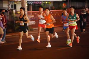 BIB: 2290, 20217, 21805
                            <button type="button" onclick="openModal(20906929)" class="btn btn-primary btn-sm float-right btn-popup" data-toggle="modal" data-target=".modal-high-quality">
                        <i class="fas fa-shopping-cart"></i> Add to Cart
                    </button>
                                            <button type="button" onclick="isThisMe(20906929, true)" class="btn btn-success btn-sm float-right btn-popup btn-isme hidden" data-toggle="tooltip" data-placement="bottom" title="นี่คือรูปของคุณใช่ไหม คลิกที่นี่เพื่อเอาเข้าอัลบั้ม">
                        <i class="fas fa-plus"></i> Add to album
                    </button>
                    <button type="button" onclick="isThisMe(20906929, false)" class="btn btn-warning btn-sm float-right btn-popup btn-isnotme hidden">
                        <i class="fas fa-ban"></i> Remove from album
                    </button>