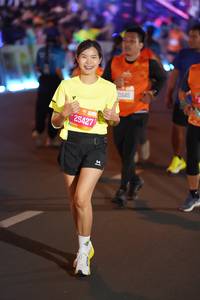 BIB: 25427, 21645
                            <button type="button" onclick="openModal(21230551)" class="btn btn-primary btn-sm float-right btn-popup" data-toggle="modal" data-target=".modal-high-quality">
                        <i class="fas fa-shopping-cart"></i> Add to Cart
                    </button>
                                            <button type="button" onclick="isThisMe(21230551, true)" class="btn btn-success btn-sm float-right btn-popup btn-isme hidden" data-toggle="tooltip" data-placement="bottom" title="นี่คือรูปของคุณใช่ไหม คลิกที่นี่เพื่อเอาเข้าอัลบั้ม">
                        <i class="fas fa-plus"></i> Add to album
                    </button>
                    <button type="button" onclick="isThisMe(21230551, false)" class="btn btn-warning btn-sm float-right btn-popup btn-isnotme hidden">
                        <i class="fas fa-ban"></i> Remove from album
                    </button>