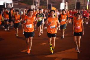 BIB: 2346, 23480, 25055
                            <button type="button" onclick="openModal(21090122)" class="btn btn-primary btn-sm float-right btn-popup" data-toggle="modal" data-target=".modal-high-quality">
                        <i class="fas fa-shopping-cart"></i> Add to Cart
                    </button>
                                            <button type="button" onclick="isThisMe(21090122, true)" class="btn btn-success btn-sm float-right btn-popup btn-isme hidden" data-toggle="tooltip" data-placement="bottom" title="นี่คือรูปของคุณใช่ไหม คลิกที่นี่เพื่อเอาเข้าอัลบั้ม">
                        <i class="fas fa-plus"></i> Add to album
                    </button>
                    <button type="button" onclick="isThisMe(21090122, false)" class="btn btn-warning btn-sm float-right btn-popup btn-isnotme hidden">
                        <i class="fas fa-ban"></i> Remove from album
                    </button>