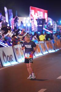 BIB: 120, 7402
                            <button type="button" onclick="openModal(21260653)" class="btn btn-primary btn-sm float-right btn-popup" data-toggle="modal" data-target=".modal-high-quality">
                        <i class="fas fa-shopping-cart"></i> Add to Cart
                    </button>
                                            <button type="button" onclick="isThisMe(21260653, true)" class="btn btn-success btn-sm float-right btn-popup btn-isme hidden" data-toggle="tooltip" data-placement="bottom" title="นี่คือรูปของคุณใช่ไหม คลิกที่นี่เพื่อเอาเข้าอัลบั้ม">
                        <i class="fas fa-plus"></i> Add to album
                    </button>
                    <button type="button" onclick="isThisMe(21260653, false)" class="btn btn-warning btn-sm float-right btn-popup btn-isnotme hidden">
                        <i class="fas fa-ban"></i> Remove from album
                    </button>