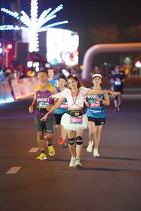 BIB: 45859, 457871
                            <button type="button" onclick="openModal(21253610)" class="btn btn-primary btn-sm float-right btn-popup" data-toggle="modal" data-target=".modal-high-quality">
                        <i class="fas fa-shopping-cart"></i> Add to Cart
                    </button>
                                            <button type="button" onclick="isThisMe(21253610, true)" class="btn btn-success btn-sm float-right btn-popup btn-isme hidden" data-toggle="tooltip" data-placement="bottom" title="นี่คือรูปของคุณใช่ไหม คลิกที่นี่เพื่อเอาเข้าอัลบั้ม">
                        <i class="fas fa-plus"></i> Add to album
                    </button>
                    <button type="button" onclick="isThisMe(21253610, false)" class="btn btn-warning btn-sm float-right btn-popup btn-isnotme hidden">
                        <i class="fas fa-ban"></i> Remove from album
                    </button>