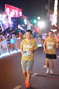 BIB: 414, 41507
                            <button type="button" onclick="openModal(21264420)" class="btn btn-primary btn-sm float-right btn-popup" data-toggle="modal" data-target=".modal-high-quality">
                        <i class="fas fa-shopping-cart"></i> Add to Cart
                    </button>
                                            <button type="button" onclick="isThisMe(21264420, true)" class="btn btn-success btn-sm float-right btn-popup btn-isme hidden" data-toggle="tooltip" data-placement="bottom" title="นี่คือรูปของคุณใช่ไหม คลิกที่นี่เพื่อเอาเข้าอัลบั้ม">
                        <i class="fas fa-plus"></i> Add to album
                    </button>
                    <button type="button" onclick="isThisMe(21264420, false)" class="btn btn-warning btn-sm float-right btn-popup btn-isnotme hidden">
                        <i class="fas fa-ban"></i> Remove from album
                    </button>