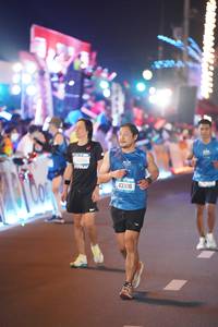BIB: 43306
                            <button type="button" onclick="openModal(21249955)" class="btn btn-primary btn-sm float-right btn-popup" data-toggle="modal" data-target=".modal-high-quality">
                        <i class="fas fa-shopping-cart"></i> Add to Cart
                    </button>
                                            <button type="button" onclick="isThisMe(21249955, true)" class="btn btn-success btn-sm float-right btn-popup btn-isme hidden" data-toggle="tooltip" data-placement="bottom" title="นี่คือรูปของคุณใช่ไหม คลิกที่นี่เพื่อเอาเข้าอัลบั้ม">
                        <i class="fas fa-plus"></i> Add to album
                    </button>
                    <button type="button" onclick="isThisMe(21249955, false)" class="btn btn-warning btn-sm float-right btn-popup btn-isnotme hidden">
                        <i class="fas fa-ban"></i> Remove from album
                    </button>