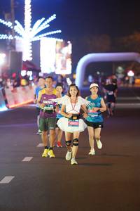 BIB: 8880, 45859, 45701
                            <button type="button" onclick="openModal(21253578)" class="btn btn-primary btn-sm float-right btn-popup" data-toggle="modal" data-target=".modal-high-quality">
                        <i class="fas fa-shopping-cart"></i> Add to Cart
                    </button>
                                            <button type="button" onclick="isThisMe(21253578, true)" class="btn btn-success btn-sm float-right btn-popup btn-isme hidden" data-toggle="tooltip" data-placement="bottom" title="นี่คือรูปของคุณใช่ไหม คลิกที่นี่เพื่อเอาเข้าอัลบั้ม">
                        <i class="fas fa-plus"></i> Add to album
                    </button>
                    <button type="button" onclick="isThisMe(21253578, false)" class="btn btn-warning btn-sm float-right btn-popup btn-isnotme hidden">
                        <i class="fas fa-ban"></i> Remove from album
                    </button>