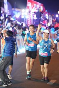 BIB: 459731, 45914
                            <button type="button" onclick="openModal(21248712)" class="btn btn-primary btn-sm float-right btn-popup" data-toggle="modal" data-target=".modal-high-quality">
                        <i class="fas fa-shopping-cart"></i> Add to Cart
                    </button>
                                            <button type="button" onclick="isThisMe(21248712, true)" class="btn btn-success btn-sm float-right btn-popup btn-isme hidden" data-toggle="tooltip" data-placement="bottom" title="นี่คือรูปของคุณใช่ไหม คลิกที่นี่เพื่อเอาเข้าอัลบั้ม">
                        <i class="fas fa-plus"></i> Add to album
                    </button>
                    <button type="button" onclick="isThisMe(21248712, false)" class="btn btn-warning btn-sm float-right btn-popup btn-isnotme hidden">
                        <i class="fas fa-ban"></i> Remove from album
                    </button>
