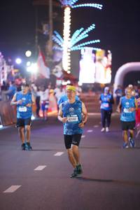 BIB: 42682
                            <button type="button" onclick="openModal(21262328)" class="btn btn-primary btn-sm float-right btn-popup" data-toggle="modal" data-target=".modal-high-quality">
                        <i class="fas fa-shopping-cart"></i> Add to Cart
                    </button>
                                            <button type="button" onclick="isThisMe(21262328, true)" class="btn btn-success btn-sm float-right btn-popup btn-isme hidden" data-toggle="tooltip" data-placement="bottom" title="นี่คือรูปของคุณใช่ไหม คลิกที่นี่เพื่อเอาเข้าอัลบั้ม">
                        <i class="fas fa-plus"></i> Add to album
                    </button>
                    <button type="button" onclick="isThisMe(21262328, false)" class="btn btn-warning btn-sm float-right btn-popup btn-isnotme hidden">
                        <i class="fas fa-ban"></i> Remove from album
                    </button>