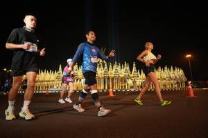 BIB: 111, 266, 414
                            <button type="button" onclick="openModal(19989105)" class="btn btn-primary btn-sm float-right btn-popup" data-toggle="modal" data-target=".modal-high-quality">
                        <i class="fas fa-shopping-cart"></i> Add to Cart
                    </button>
                                            <button type="button" onclick="isThisMe(19989105, true)" class="btn btn-success btn-sm float-right btn-popup btn-isme hidden" data-toggle="tooltip" data-placement="bottom" title="นี่คือรูปของคุณใช่ไหม คลิกที่นี่เพื่อเอาเข้าอัลบั้ม">
                        <i class="fas fa-plus"></i> Add to album
                    </button>
                    <button type="button" onclick="isThisMe(19989105, false)" class="btn btn-warning btn-sm float-right btn-popup btn-isnotme hidden">
                        <i class="fas fa-ban"></i> Remove from album
                    </button>