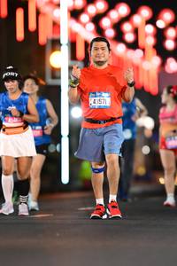 BIB: 43571
                            <button type="button" onclick="openModal(20516612)" class="btn btn-primary btn-sm float-right btn-popup" data-toggle="modal" data-target=".modal-high-quality">
                        <i class="fas fa-shopping-cart"></i> Add to Cart
                    </button>
                                            <button type="button" onclick="isThisMe(20516612, true)" class="btn btn-success btn-sm float-right btn-popup btn-isme hidden" data-toggle="tooltip" data-placement="bottom" title="นี่คือรูปของคุณใช่ไหม คลิกที่นี่เพื่อเอาเข้าอัลบั้ม">
                        <i class="fas fa-plus"></i> Add to album
                    </button>
                    <button type="button" onclick="isThisMe(20516612, false)" class="btn btn-warning btn-sm float-right btn-popup btn-isnotme hidden">
                        <i class="fas fa-ban"></i> Remove from album
                    </button>