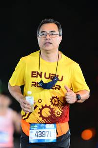 BIB: 43971
                            <button type="button" onclick="openModal(20341451)" class="btn btn-primary btn-sm float-right btn-popup" data-toggle="modal" data-target=".modal-high-quality">
                        <i class="fas fa-shopping-cart"></i> Add to Cart
                    </button>
                                            <button type="button" onclick="isThisMe(20341451, true)" class="btn btn-success btn-sm float-right btn-popup btn-isme hidden" data-toggle="tooltip" data-placement="bottom" title="นี่คือรูปของคุณใช่ไหม คลิกที่นี่เพื่อเอาเข้าอัลบั้ม">
                        <i class="fas fa-plus"></i> Add to album
                    </button>
                    <button type="button" onclick="isThisMe(20341451, false)" class="btn btn-warning btn-sm float-right btn-popup btn-isnotme hidden">
                        <i class="fas fa-ban"></i> Remove from album
                    </button>