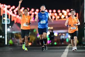 BIB: 2217, 44034, 23411
                            <button type="button" onclick="openModal(20364613)" class="btn btn-primary btn-sm float-right btn-popup" data-toggle="modal" data-target=".modal-high-quality">
                        <i class="fas fa-shopping-cart"></i> Add to Cart
                    </button>
                                            <button type="button" onclick="isThisMe(20364613, true)" class="btn btn-success btn-sm float-right btn-popup btn-isme hidden" data-toggle="tooltip" data-placement="bottom" title="นี่คือรูปของคุณใช่ไหม คลิกที่นี่เพื่อเอาเข้าอัลบั้ม">
                        <i class="fas fa-plus"></i> Add to album
                    </button>
                    <button type="button" onclick="isThisMe(20364613, false)" class="btn btn-warning btn-sm float-right btn-popup btn-isnotme hidden">
                        <i class="fas fa-ban"></i> Remove from album
                    </button>