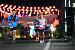 BIB: 4380, 67012, 44117
                            <button type="button" onclick="openModal(20189357)" class="btn btn-primary btn-sm float-right btn-popup" data-toggle="modal" data-target=".modal-high-quality">
                        <i class="fas fa-shopping-cart"></i> Add to Cart
                    </button>
                                            <button type="button" onclick="isThisMe(20189357, true)" class="btn btn-success btn-sm float-right btn-popup btn-isme hidden" data-toggle="tooltip" data-placement="bottom" title="นี่คือรูปของคุณใช่ไหม คลิกที่นี่เพื่อเอาเข้าอัลบั้ม">
                        <i class="fas fa-plus"></i> Add to album
                    </button>
                    <button type="button" onclick="isThisMe(20189357, false)" class="btn btn-warning btn-sm float-right btn-popup btn-isnotme hidden">
                        <i class="fas fa-ban"></i> Remove from album
                    </button>