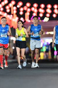 BIB: 40952, 66452, 40963
                            <button type="button" onclick="openModal(19981301)" class="btn btn-primary btn-sm float-right btn-popup" data-toggle="modal" data-target=".modal-high-quality">
                        <i class="fas fa-shopping-cart"></i> Add to Cart
                    </button>
                                            <button type="button" onclick="isThisMe(19981301, true)" class="btn btn-success btn-sm float-right btn-popup btn-isme hidden" data-toggle="tooltip" data-placement="bottom" title="นี่คือรูปของคุณใช่ไหม คลิกที่นี่เพื่อเอาเข้าอัลบั้ม">
                        <i class="fas fa-plus"></i> Add to album
                    </button>
                    <button type="button" onclick="isThisMe(19981301, false)" class="btn btn-warning btn-sm float-right btn-popup btn-isnotme hidden">
                        <i class="fas fa-ban"></i> Remove from album
                    </button>