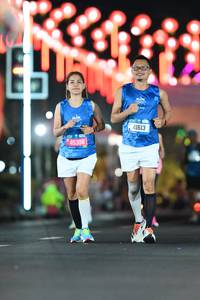 BIB: 45398, 41613
                            <button type="button" onclick="openModal(20225075)" class="btn btn-primary btn-sm float-right btn-popup" data-toggle="modal" data-target=".modal-high-quality">
                        <i class="fas fa-shopping-cart"></i> Add to Cart
                    </button>
                                            <button type="button" onclick="isThisMe(20225075, true)" class="btn btn-success btn-sm float-right btn-popup btn-isme hidden" data-toggle="tooltip" data-placement="bottom" title="นี่คือรูปของคุณใช่ไหม คลิกที่นี่เพื่อเอาเข้าอัลบั้ม">
                        <i class="fas fa-plus"></i> Add to album
                    </button>
                    <button type="button" onclick="isThisMe(20225075, false)" class="btn btn-warning btn-sm float-right btn-popup btn-isnotme hidden">
                        <i class="fas fa-ban"></i> Remove from album
                    </button>