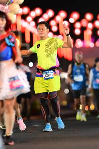 BIB: 42067
                            <button type="button" onclick="openModal(20510727)" class="btn btn-primary btn-sm float-right btn-popup" data-toggle="modal" data-target=".modal-high-quality">
                        <i class="fas fa-shopping-cart"></i> Add to Cart
                    </button>
                                            <button type="button" onclick="isThisMe(20510727, true)" class="btn btn-success btn-sm float-right btn-popup btn-isme hidden" data-toggle="tooltip" data-placement="bottom" title="นี่คือรูปของคุณใช่ไหม คลิกที่นี่เพื่อเอาเข้าอัลบั้ม">
                        <i class="fas fa-plus"></i> Add to album
                    </button>
                    <button type="button" onclick="isThisMe(20510727, false)" class="btn btn-warning btn-sm float-right btn-popup btn-isnotme hidden">
                        <i class="fas fa-ban"></i> Remove from album
                    </button>