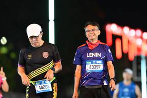BIB: 1000, 43397, 44203
                            <button type="button" onclick="openModal(20406552)" class="btn btn-primary btn-sm float-right btn-popup" data-toggle="modal" data-target=".modal-high-quality">
                        <i class="fas fa-shopping-cart"></i> Add to Cart
                    </button>
                                            <button type="button" onclick="isThisMe(20406552, true)" class="btn btn-success btn-sm float-right btn-popup btn-isme hidden" data-toggle="tooltip" data-placement="bottom" title="นี่คือรูปของคุณใช่ไหม คลิกที่นี่เพื่อเอาเข้าอัลบั้ม">
                        <i class="fas fa-plus"></i> Add to album
                    </button>
                    <button type="button" onclick="isThisMe(20406552, false)" class="btn btn-warning btn-sm float-right btn-popup btn-isnotme hidden">
                        <i class="fas fa-ban"></i> Remove from album
                    </button>