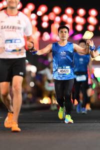 BIB: 40420
                            <button type="button" onclick="openModal(20187522)" class="btn btn-primary btn-sm float-right btn-popup" data-toggle="modal" data-target=".modal-high-quality">
                        <i class="fas fa-shopping-cart"></i> Add to Cart
                    </button>
                                            <button type="button" onclick="isThisMe(20187522, true)" class="btn btn-success btn-sm float-right btn-popup btn-isme hidden" data-toggle="tooltip" data-placement="bottom" title="นี่คือรูปของคุณใช่ไหม คลิกที่นี่เพื่อเอาเข้าอัลบั้ม">
                        <i class="fas fa-plus"></i> Add to album
                    </button>
                    <button type="button" onclick="isThisMe(20187522, false)" class="btn btn-warning btn-sm float-right btn-popup btn-isnotme hidden">
                        <i class="fas fa-ban"></i> Remove from album
                    </button>