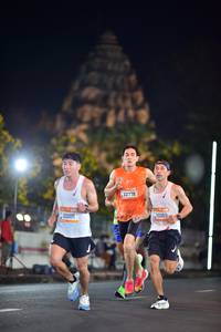 BIB: 0102, 22778, 20369
                            <button type="button" onclick="openModal(19648183)" class="btn btn-primary btn-sm float-right btn-popup" data-toggle="modal" data-target=".modal-high-quality">
                        <i class="fas fa-shopping-cart"></i> Add to Cart
                    </button>
                                            <button type="button" onclick="isThisMe(19648183, true)" class="btn btn-success btn-sm float-right btn-popup btn-isme hidden" data-toggle="tooltip" data-placement="bottom" title="นี่คือรูปของคุณใช่ไหม คลิกที่นี่เพื่อเอาเข้าอัลบั้ม">
                        <i class="fas fa-plus"></i> Add to album
                    </button>
                    <button type="button" onclick="isThisMe(19648183, false)" class="btn btn-warning btn-sm float-right btn-popup btn-isnotme hidden">
                        <i class="fas fa-ban"></i> Remove from album
                    </button>