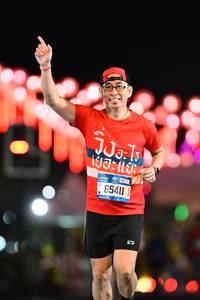 BIB: 65411
                            <button type="button" onclick="openModal(20515024)" class="btn btn-primary btn-sm float-right btn-popup" data-toggle="modal" data-target=".modal-high-quality">
                        <i class="fas fa-shopping-cart"></i> Add to Cart
                    </button>
                                            <button type="button" onclick="isThisMe(20515024, true)" class="btn btn-success btn-sm float-right btn-popup btn-isme hidden" data-toggle="tooltip" data-placement="bottom" title="นี่คือรูปของคุณใช่ไหม คลิกที่นี่เพื่อเอาเข้าอัลบั้ม">
                        <i class="fas fa-plus"></i> Add to album
                    </button>
                    <button type="button" onclick="isThisMe(20515024, false)" class="btn btn-warning btn-sm float-right btn-popup btn-isnotme hidden">
                        <i class="fas fa-ban"></i> Remove from album
                    </button>