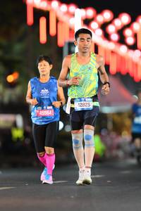 BIB: 45564, 42825
                            <button type="button" onclick="openModal(20268668)" class="btn btn-primary btn-sm float-right btn-popup" data-toggle="modal" data-target=".modal-high-quality">
                        <i class="fas fa-shopping-cart"></i> Add to Cart
                    </button>
                                            <button type="button" onclick="isThisMe(20268668, true)" class="btn btn-success btn-sm float-right btn-popup btn-isme hidden" data-toggle="tooltip" data-placement="bottom" title="นี่คือรูปของคุณใช่ไหม คลิกที่นี่เพื่อเอาเข้าอัลบั้ม">
                        <i class="fas fa-plus"></i> Add to album
                    </button>
                    <button type="button" onclick="isThisMe(20268668, false)" class="btn btn-warning btn-sm float-right btn-popup btn-isnotme hidden">
                        <i class="fas fa-ban"></i> Remove from album
                    </button>
