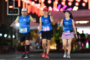 BIB: 40718, 48687, 45269
                            <button type="button" onclick="openModal(20236842)" class="btn btn-primary btn-sm float-right btn-popup" data-toggle="modal" data-target=".modal-high-quality">
                        <i class="fas fa-shopping-cart"></i> Add to Cart
                    </button>
                                            <button type="button" onclick="isThisMe(20236842, true)" class="btn btn-success btn-sm float-right btn-popup btn-isme hidden" data-toggle="tooltip" data-placement="bottom" title="นี่คือรูปของคุณใช่ไหม คลิกที่นี่เพื่อเอาเข้าอัลบั้ม">
                        <i class="fas fa-plus"></i> Add to album
                    </button>
                    <button type="button" onclick="isThisMe(20236842, false)" class="btn btn-warning btn-sm float-right btn-popup btn-isnotme hidden">
                        <i class="fas fa-ban"></i> Remove from album
                    </button>