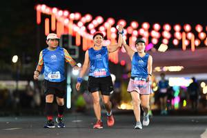 BIB: 40718, 45887, 45268
                            <button type="button" onclick="openModal(20237240)" class="btn btn-primary btn-sm float-right btn-popup" data-toggle="modal" data-target=".modal-high-quality">
                        <i class="fas fa-shopping-cart"></i> Add to Cart
                    </button>
                                            <button type="button" onclick="isThisMe(20237240, true)" class="btn btn-success btn-sm float-right btn-popup btn-isme hidden" data-toggle="tooltip" data-placement="bottom" title="นี่คือรูปของคุณใช่ไหม คลิกที่นี่เพื่อเอาเข้าอัลบั้ม">
                        <i class="fas fa-plus"></i> Add to album
                    </button>
                    <button type="button" onclick="isThisMe(20237240, false)" class="btn btn-warning btn-sm float-right btn-popup btn-isnotme hidden">
                        <i class="fas fa-ban"></i> Remove from album
                    </button>