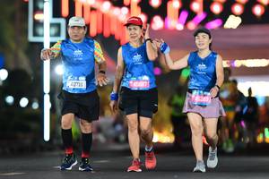 BIB: 40718, 45687, 1452691
                            <button type="button" onclick="openModal(20236948)" class="btn btn-primary btn-sm float-right btn-popup" data-toggle="modal" data-target=".modal-high-quality">
                        <i class="fas fa-shopping-cart"></i> Add to Cart
                    </button>
                                            <button type="button" onclick="isThisMe(20236948, true)" class="btn btn-success btn-sm float-right btn-popup btn-isme hidden" data-toggle="tooltip" data-placement="bottom" title="นี่คือรูปของคุณใช่ไหม คลิกที่นี่เพื่อเอาเข้าอัลบั้ม">
                        <i class="fas fa-plus"></i> Add to album
                    </button>
                    <button type="button" onclick="isThisMe(20236948, false)" class="btn btn-warning btn-sm float-right btn-popup btn-isnotme hidden">
                        <i class="fas fa-ban"></i> Remove from album
                    </button>
