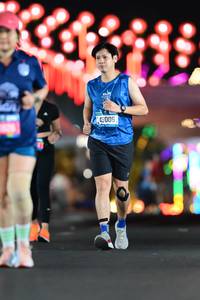 BIB: 43006
                            <button type="button" onclick="openModal(20488377)" class="btn btn-primary btn-sm float-right btn-popup" data-toggle="modal" data-target=".modal-high-quality">
                        <i class="fas fa-shopping-cart"></i> Add to Cart
                    </button>
                                            <button type="button" onclick="isThisMe(20488377, true)" class="btn btn-success btn-sm float-right btn-popup btn-isme hidden" data-toggle="tooltip" data-placement="bottom" title="นี่คือรูปของคุณใช่ไหม คลิกที่นี่เพื่อเอาเข้าอัลบั้ม">
                        <i class="fas fa-plus"></i> Add to album
                    </button>
                    <button type="button" onclick="isThisMe(20488377, false)" class="btn btn-warning btn-sm float-right btn-popup btn-isnotme hidden">
                        <i class="fas fa-ban"></i> Remove from album
                    </button>
