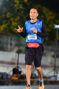 BIB: 201, 43951
                            <button type="button" onclick="openModal(20516224)" class="btn btn-primary btn-sm float-right btn-popup" data-toggle="modal" data-target=".modal-high-quality">
                        <i class="fas fa-shopping-cart"></i> Add to Cart
                    </button>
                                            <button type="button" onclick="isThisMe(20516224, true)" class="btn btn-success btn-sm float-right btn-popup btn-isme hidden" data-toggle="tooltip" data-placement="bottom" title="นี่คือรูปของคุณใช่ไหม คลิกที่นี่เพื่อเอาเข้าอัลบั้ม">
                        <i class="fas fa-plus"></i> Add to album
                    </button>
                    <button type="button" onclick="isThisMe(20516224, false)" class="btn btn-warning btn-sm float-right btn-popup btn-isnotme hidden">
                        <i class="fas fa-ban"></i> Remove from album
                    </button>