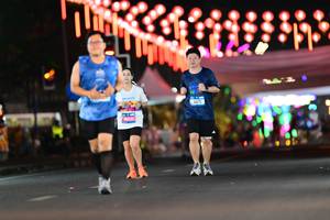 BIB: 140, 44171
                            <button type="button" onclick="openModal(20384095)" class="btn btn-primary btn-sm float-right btn-popup" data-toggle="modal" data-target=".modal-high-quality">
                        <i class="fas fa-shopping-cart"></i> Add to Cart
                    </button>
                                            <button type="button" onclick="isThisMe(20384095, true)" class="btn btn-success btn-sm float-right btn-popup btn-isme hidden" data-toggle="tooltip" data-placement="bottom" title="นี่คือรูปของคุณใช่ไหม คลิกที่นี่เพื่อเอาเข้าอัลบั้ม">
                        <i class="fas fa-plus"></i> Add to album
                    </button>
                    <button type="button" onclick="isThisMe(20384095, false)" class="btn btn-warning btn-sm float-right btn-popup btn-isnotme hidden">
                        <i class="fas fa-ban"></i> Remove from album
                    </button>