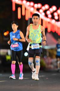 BIB: 414, 45564, 42825
                            <button type="button" onclick="openModal(20268686)" class="btn btn-primary btn-sm float-right btn-popup" data-toggle="modal" data-target=".modal-high-quality">
                        <i class="fas fa-shopping-cart"></i> Add to Cart
                    </button>
                                            <button type="button" onclick="isThisMe(20268686, true)" class="btn btn-success btn-sm float-right btn-popup btn-isme hidden" data-toggle="tooltip" data-placement="bottom" title="นี่คือรูปของคุณใช่ไหม คลิกที่นี่เพื่อเอาเข้าอัลบั้ม">
                        <i class="fas fa-plus"></i> Add to album
                    </button>
                    <button type="button" onclick="isThisMe(20268686, false)" class="btn btn-warning btn-sm float-right btn-popup btn-isnotme hidden">
                        <i class="fas fa-ban"></i> Remove from album
                    </button>