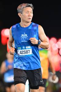 BIB: 2023, 42587
                            <button type="button" onclick="openModal(20160305)" class="btn btn-primary btn-sm float-right btn-popup" data-toggle="modal" data-target=".modal-high-quality">
                        <i class="fas fa-shopping-cart"></i> Add to Cart
                    </button>
                                            <button type="button" onclick="isThisMe(20160305, true)" class="btn btn-success btn-sm float-right btn-popup btn-isme hidden" data-toggle="tooltip" data-placement="bottom" title="นี่คือรูปของคุณใช่ไหม คลิกที่นี่เพื่อเอาเข้าอัลบั้ม">
                        <i class="fas fa-plus"></i> Add to album
                    </button>
                    <button type="button" onclick="isThisMe(20160305, false)" class="btn btn-warning btn-sm float-right btn-popup btn-isnotme hidden">
                        <i class="fas fa-ban"></i> Remove from album
                    </button>