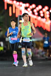 BIB: 45564, 42825
                            <button type="button" onclick="openModal(20268604)" class="btn btn-primary btn-sm float-right btn-popup" data-toggle="modal" data-target=".modal-high-quality">
                        <i class="fas fa-shopping-cart"></i> Add to Cart
                    </button>
                                            <button type="button" onclick="isThisMe(20268604, true)" class="btn btn-success btn-sm float-right btn-popup btn-isme hidden" data-toggle="tooltip" data-placement="bottom" title="นี่คือรูปของคุณใช่ไหม คลิกที่นี่เพื่อเอาเข้าอัลบั้ม">
                        <i class="fas fa-plus"></i> Add to album
                    </button>
                    <button type="button" onclick="isThisMe(20268604, false)" class="btn btn-warning btn-sm float-right btn-popup btn-isnotme hidden">
                        <i class="fas fa-ban"></i> Remove from album
                    </button>
