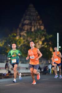 BIB: 2205
                            <button type="button" onclick="openModal(19655303)" class="btn btn-primary btn-sm float-right btn-popup" data-toggle="modal" data-target=".modal-high-quality">
                        <i class="fas fa-shopping-cart"></i> Add to Cart
                    </button>
                                            <button type="button" onclick="isThisMe(19655303, true)" class="btn btn-success btn-sm float-right btn-popup btn-isme hidden" data-toggle="tooltip" data-placement="bottom" title="นี่คือรูปของคุณใช่ไหม คลิกที่นี่เพื่อเอาเข้าอัลบั้ม">
                        <i class="fas fa-plus"></i> Add to album
                    </button>
                    <button type="button" onclick="isThisMe(19655303, false)" class="btn btn-warning btn-sm float-right btn-popup btn-isnotme hidden">
                        <i class="fas fa-ban"></i> Remove from album
                    </button>
