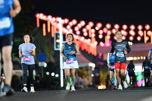 BIB: 45141, 45881, 40601
                            <button type="button" onclick="openModal(20373251)" class="btn btn-primary btn-sm float-right btn-popup" data-toggle="modal" data-target=".modal-high-quality">
                        <i class="fas fa-shopping-cart"></i> Add to Cart
                    </button>
                                            <button type="button" onclick="isThisMe(20373251, true)" class="btn btn-success btn-sm float-right btn-popup btn-isme hidden" data-toggle="tooltip" data-placement="bottom" title="นี่คือรูปของคุณใช่ไหม คลิกที่นี่เพื่อเอาเข้าอัลบั้ม">
                        <i class="fas fa-plus"></i> Add to album
                    </button>
                    <button type="button" onclick="isThisMe(20373251, false)" class="btn btn-warning btn-sm float-right btn-popup btn-isnotme hidden">
                        <i class="fas fa-ban"></i> Remove from album
                    </button>