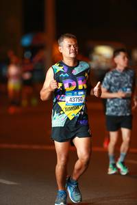 BIB: 43750
                            <button type="button" onclick="openModal(20293371)" class="btn btn-primary btn-sm float-right btn-popup" data-toggle="modal" data-target=".modal-high-quality">
                        <i class="fas fa-shopping-cart"></i> Add to Cart
                    </button>
                                            <button type="button" onclick="isThisMe(20293371, true)" class="btn btn-success btn-sm float-right btn-popup btn-isme hidden" data-toggle="tooltip" data-placement="bottom" title="นี่คือรูปของคุณใช่ไหม คลิกที่นี่เพื่อเอาเข้าอัลบั้ม">
                        <i class="fas fa-plus"></i> Add to album
                    </button>
                    <button type="button" onclick="isThisMe(20293371, false)" class="btn btn-warning btn-sm float-right btn-popup btn-isnotme hidden">
                        <i class="fas fa-ban"></i> Remove from album
                    </button>