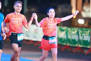 BIB: 40190, 77468
                            <button type="button" onclick="openModal(20653048)" class="btn btn-primary btn-sm float-right btn-popup" data-toggle="modal" data-target=".modal-high-quality">
                        <i class="fas fa-shopping-cart"></i> Add to Cart
                    </button>
                                            <button type="button" onclick="isThisMe(20653048, true)" class="btn btn-success btn-sm float-right btn-popup btn-isme hidden" data-toggle="tooltip" data-placement="bottom" title="นี่คือรูปของคุณใช่ไหม คลิกที่นี่เพื่อเอาเข้าอัลบั้ม">
                        <i class="fas fa-plus"></i> Add to album
                    </button>
                    <button type="button" onclick="isThisMe(20653048, false)" class="btn btn-warning btn-sm float-right btn-popup btn-isnotme hidden">
                        <i class="fas fa-ban"></i> Remove from album
                    </button>